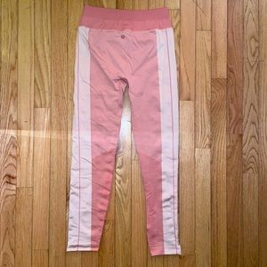 Pink lululemon leggings